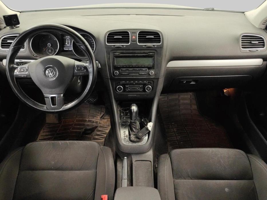 VOLKSWAGEN Golf 2011