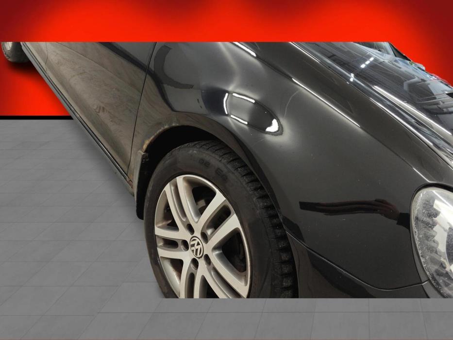 VOLKSWAGEN Golf 2011