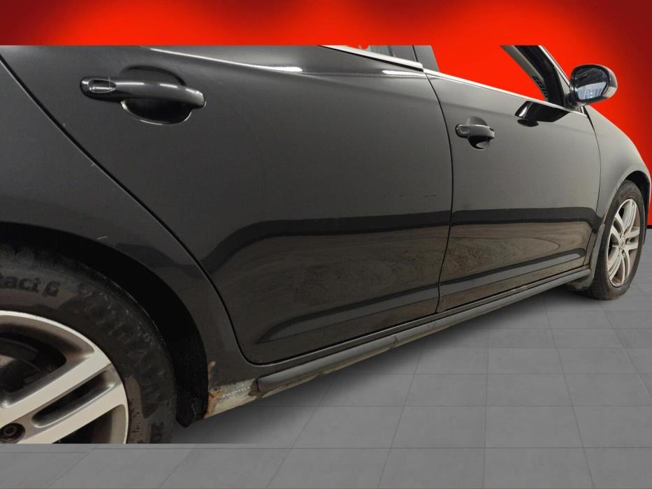 VOLKSWAGEN Golf 2011