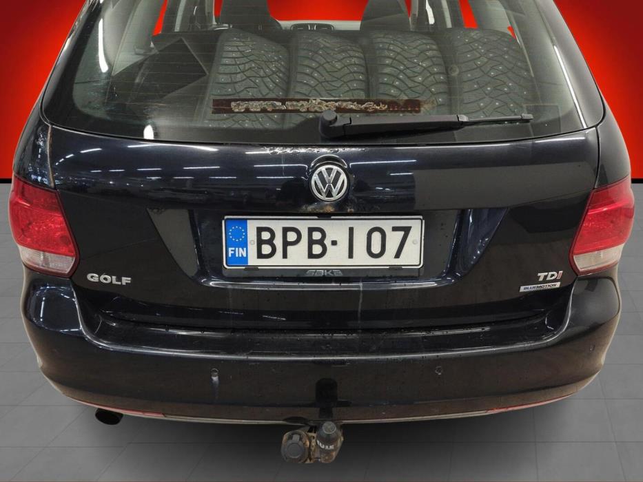 VOLKSWAGEN Golf 2011