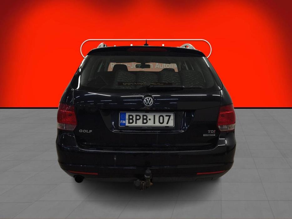 VOLKSWAGEN Golf 2011