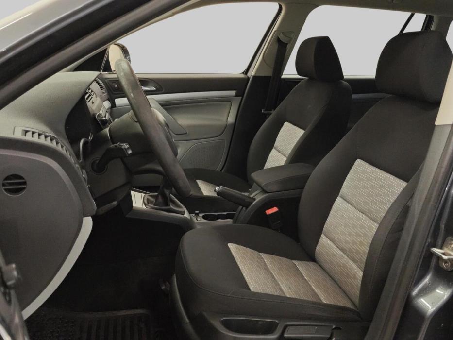 SKODA Octavia 2011