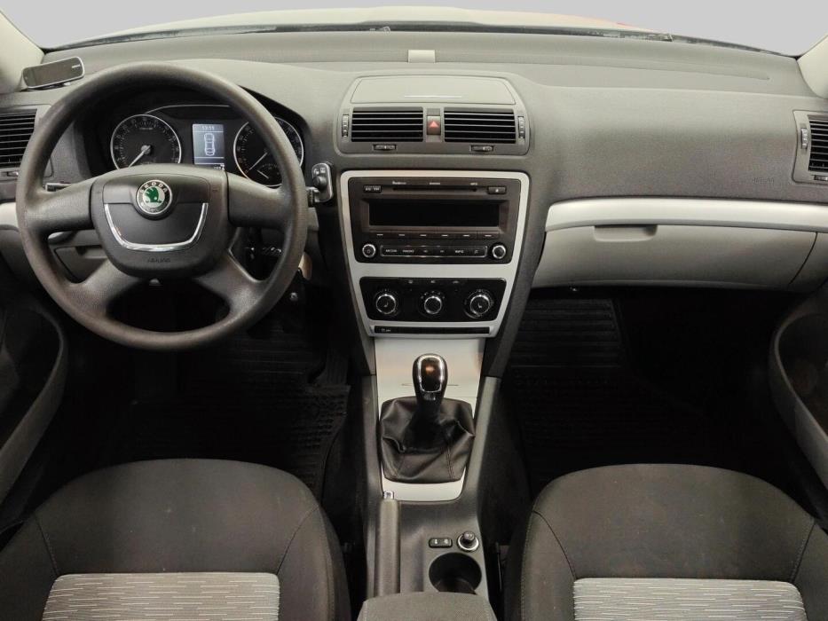 SKODA Octavia 2011