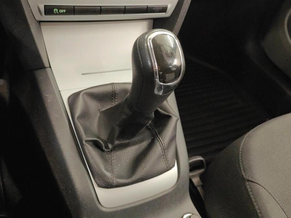 SKODA Octavia 2011