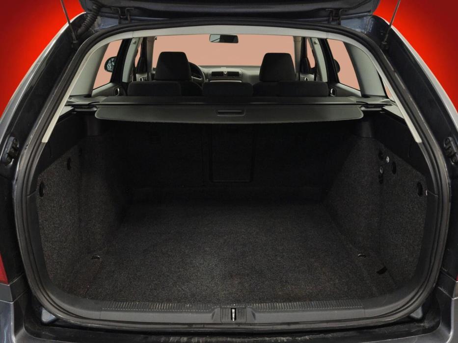 SKODA Octavia 2011