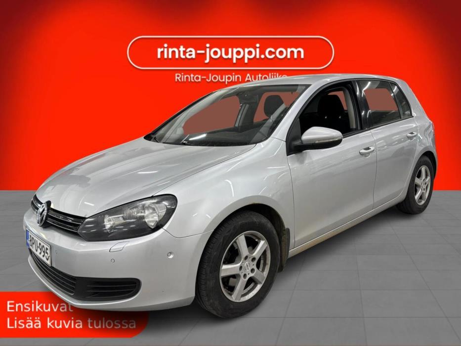 VOLKSWAGEN Golf 2012