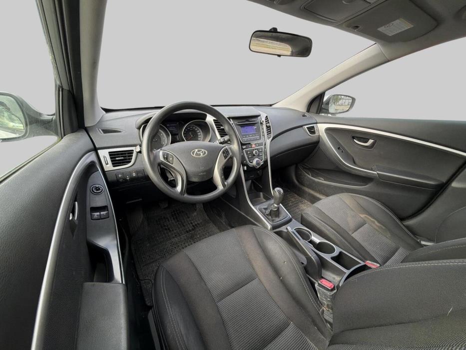 HYUNDAI i30 5d 2013