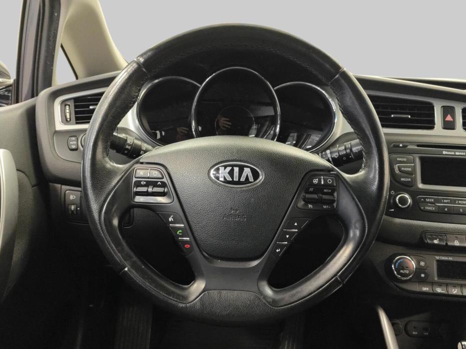 KIA cee'd 2012