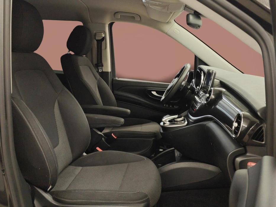 MERCEDES-BENZ V 2015