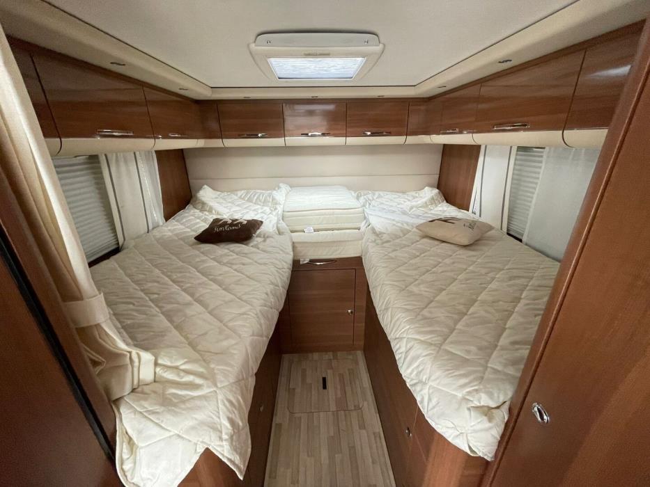 LMC EXPLORER I 680 2015