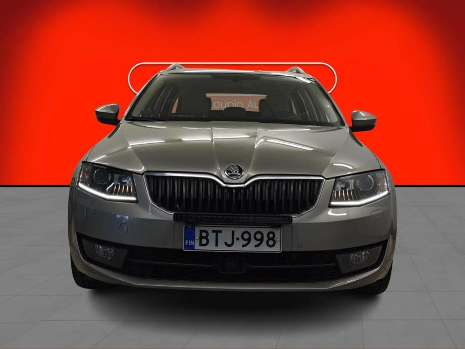 SKODA OCTAVIA 2015