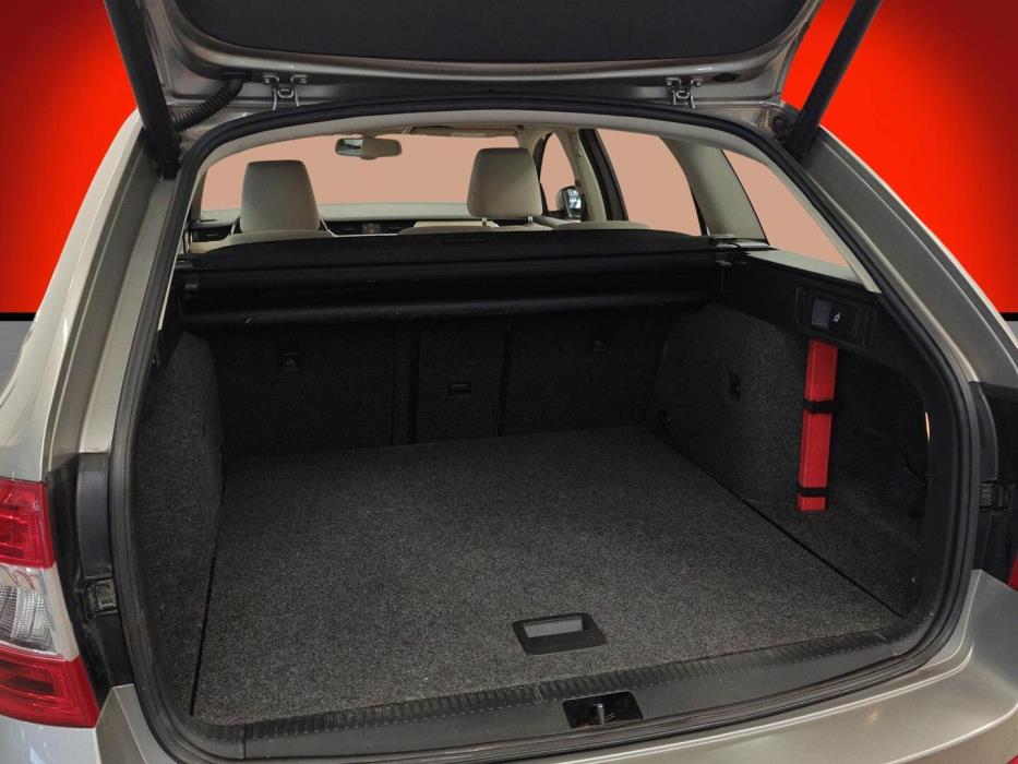SKODA OCTAVIA 2015
