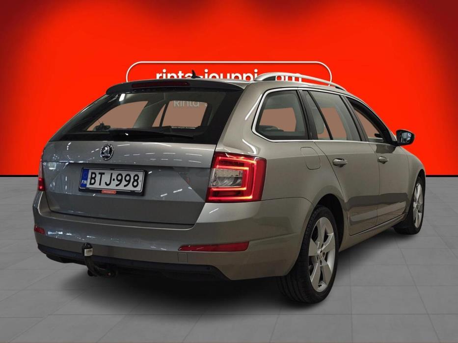 SKODA OCTAVIA 2015