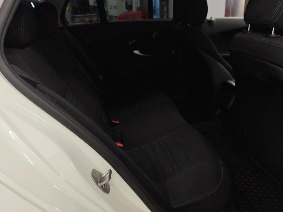 MERCEDES-BENZ C 2017