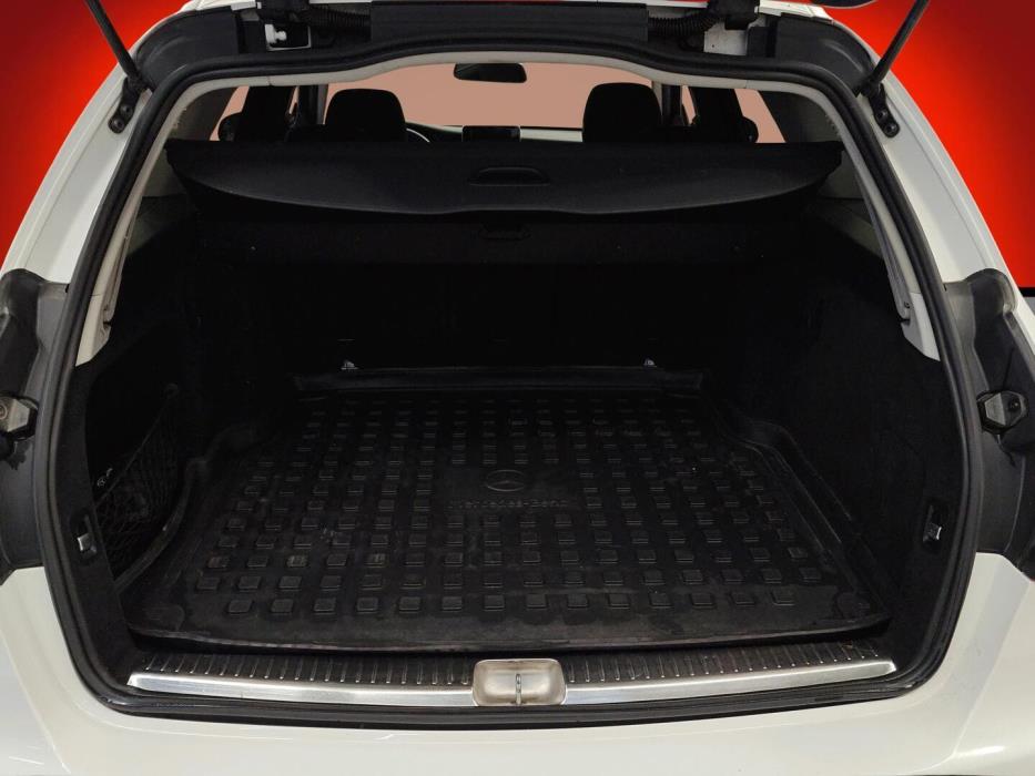 MERCEDES-BENZ C 2017