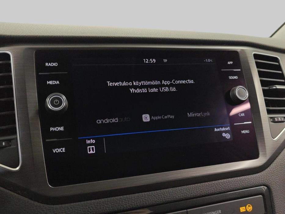 VOLKSWAGEN Golf Sportsvan 2019