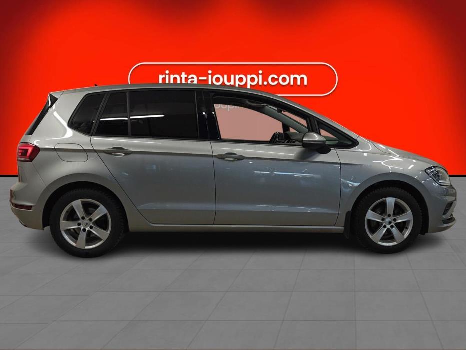 VOLKSWAGEN Golf Sportsvan 2019