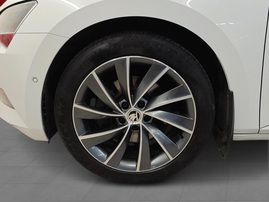 SKODA Superb 2019