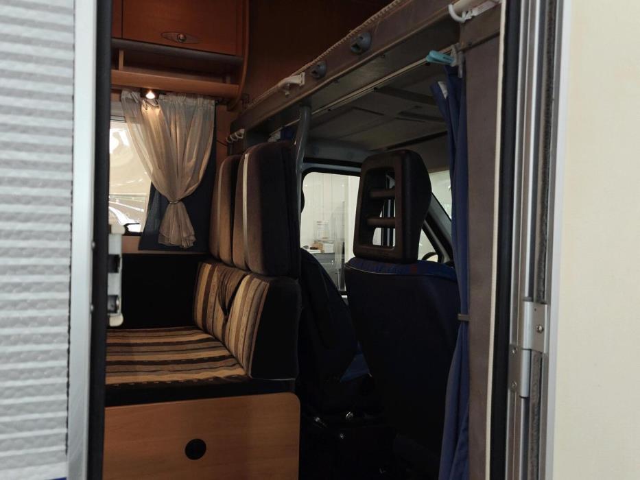 DETHLEFFS A 5881 2002