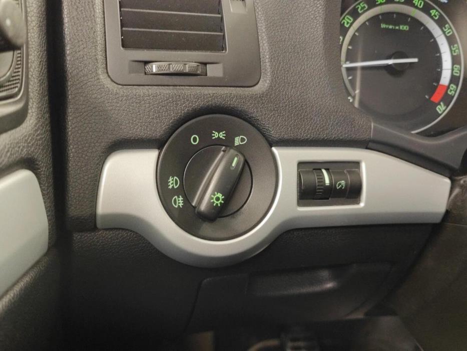 SKODA Octavia 2008