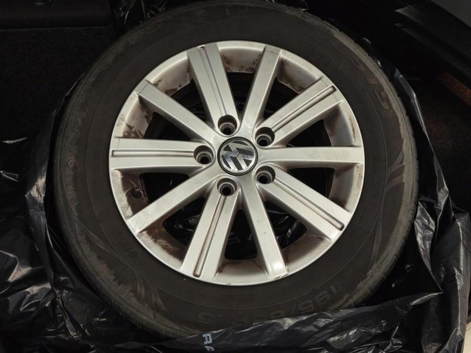 VOLKSWAGEN Golf 2010