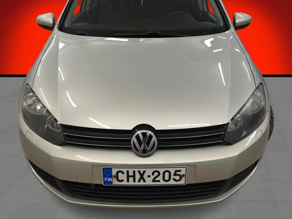 VOLKSWAGEN Golf 2010