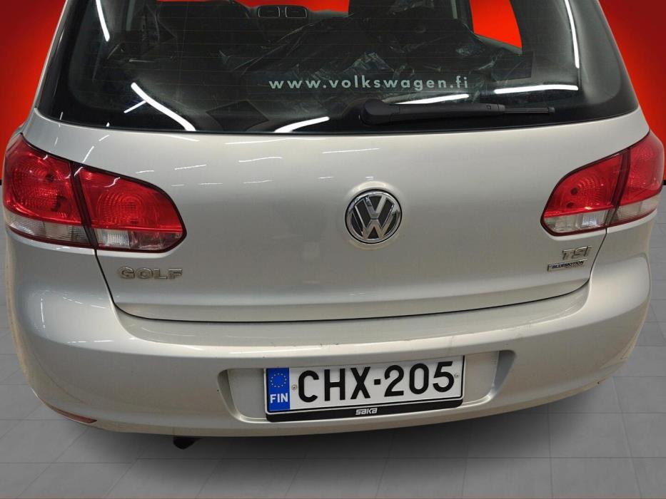 VOLKSWAGEN Golf 2010