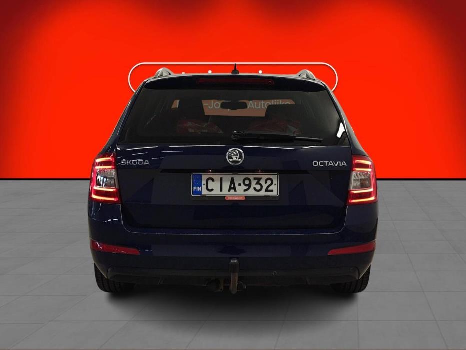 SKODA Octavia 2014