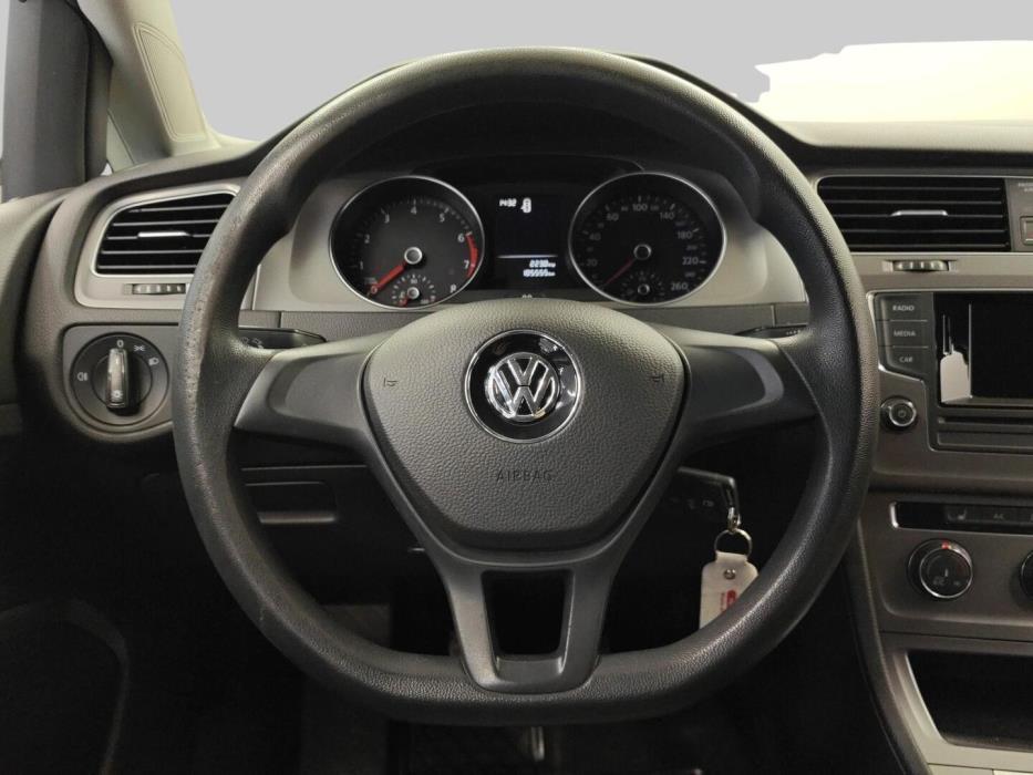 VOLKSWAGEN Golf 2015