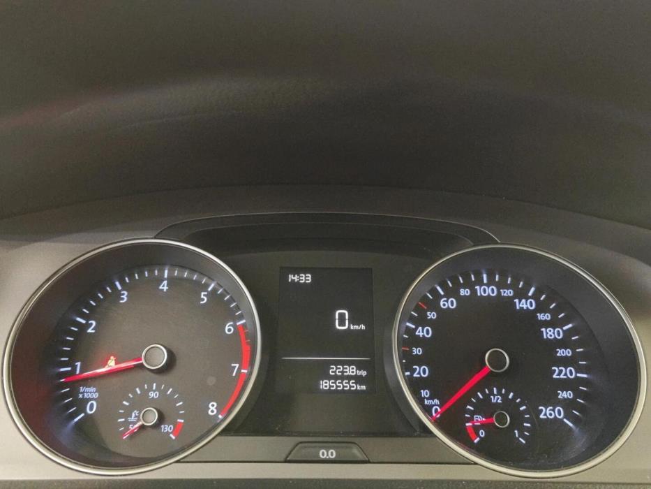 VOLKSWAGEN Golf 2015