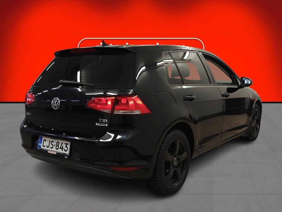 VOLKSWAGEN Golf 2015
