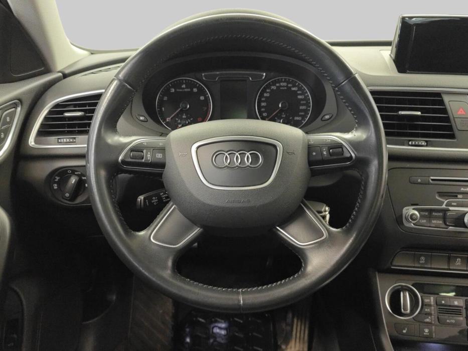 AUDI Q3 2016