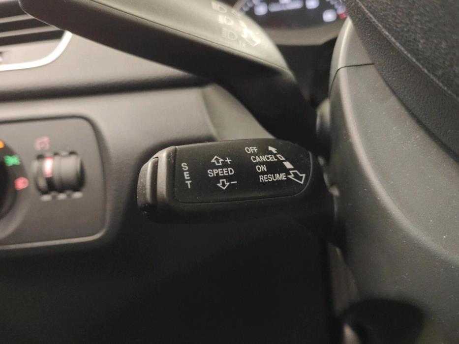 AUDI Q3 2016