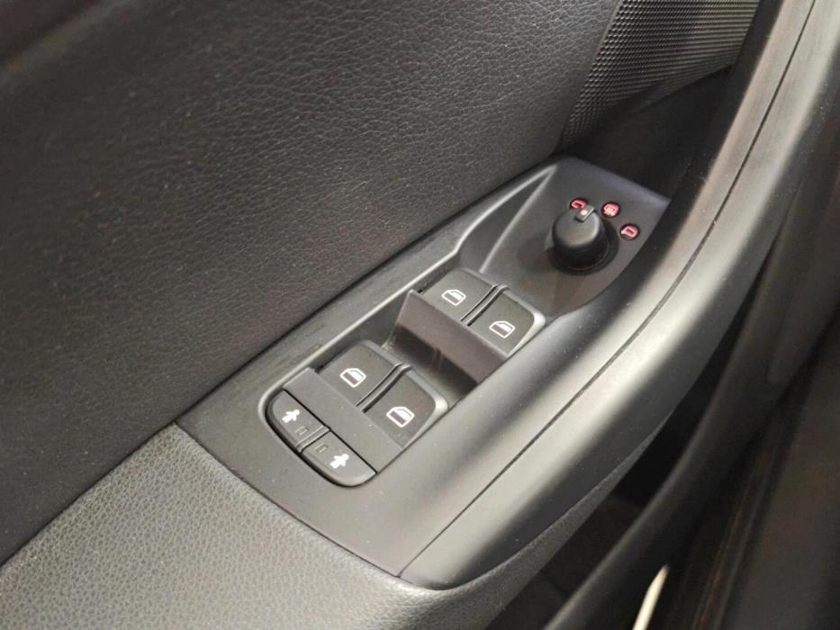 AUDI Q3 2016