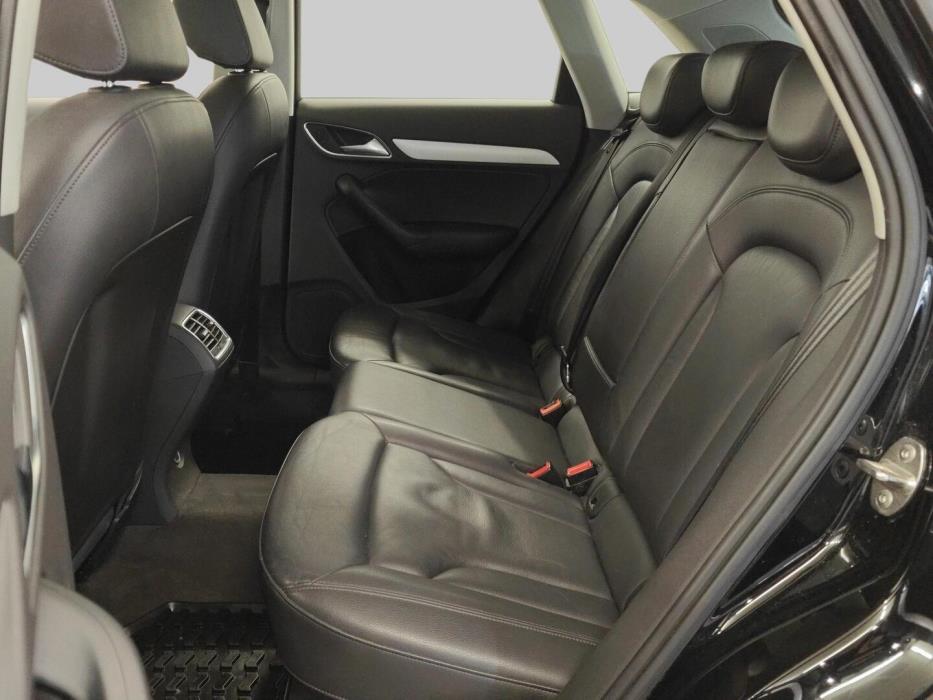 AUDI Q3 2016