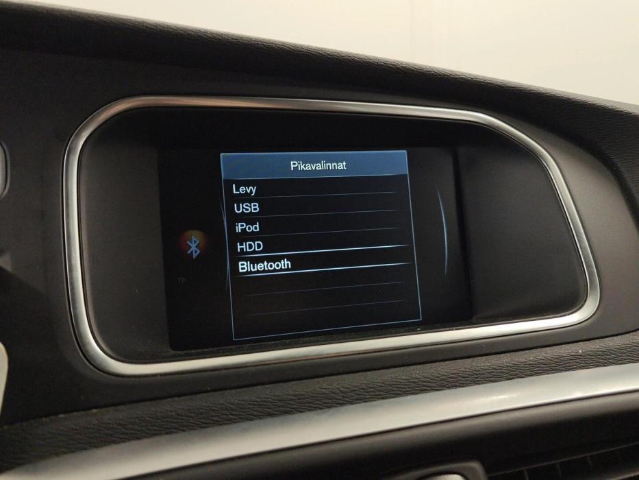 VOLVO V40 Cross Country 2016