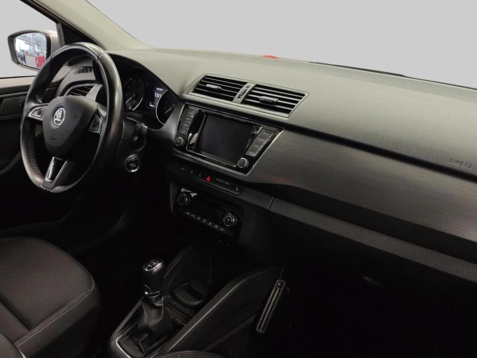 SKODA Fabia 2016