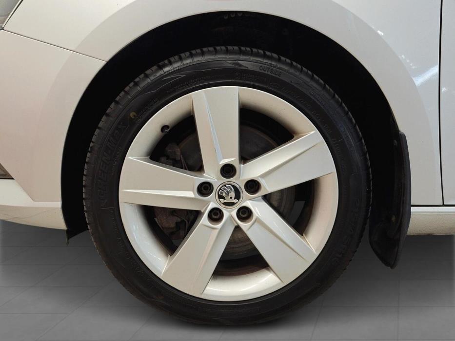 SKODA Fabia 2016