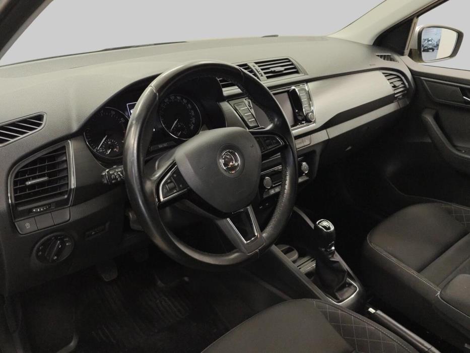 SKODA Fabia 2016