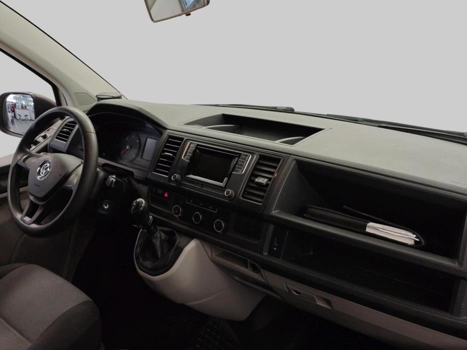VOLKSWAGEN Transporter 2017