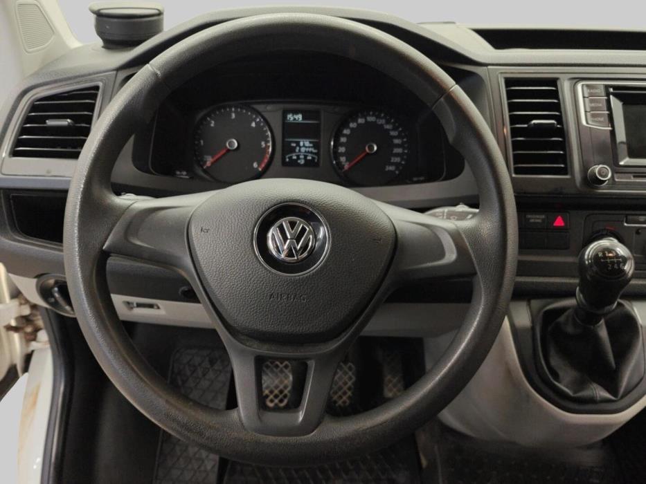 VOLKSWAGEN Transporter 2017