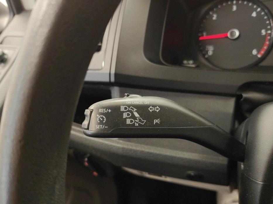 VOLKSWAGEN Transporter 2017