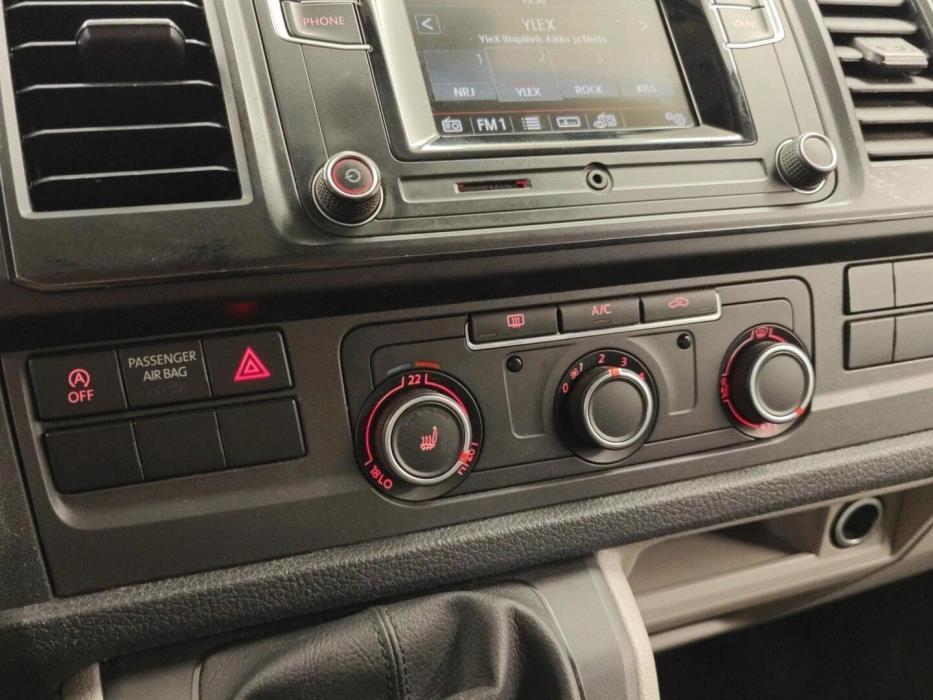 VOLKSWAGEN Transporter 2017