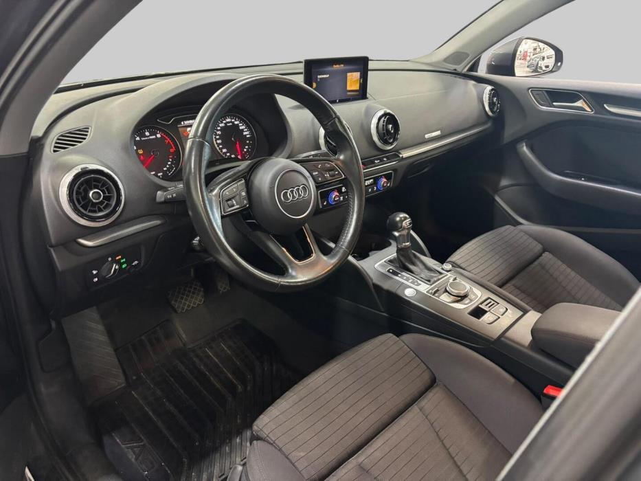 AUDI A3 2017