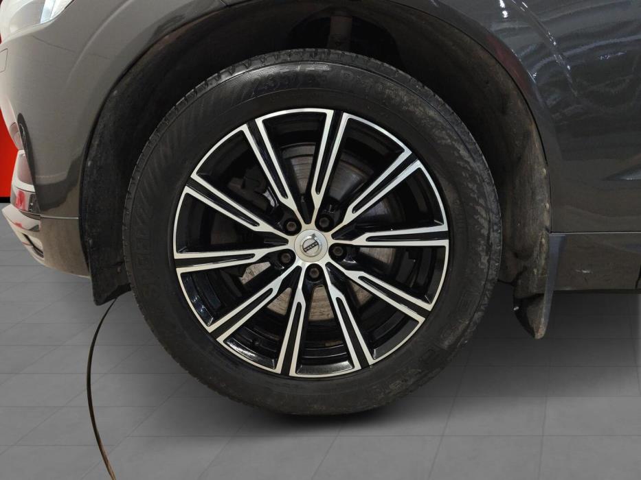 VOLVO XC60 2017
