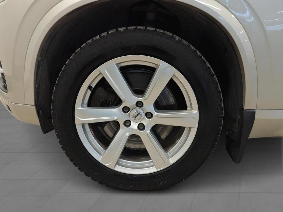 VOLVO XC90 2017