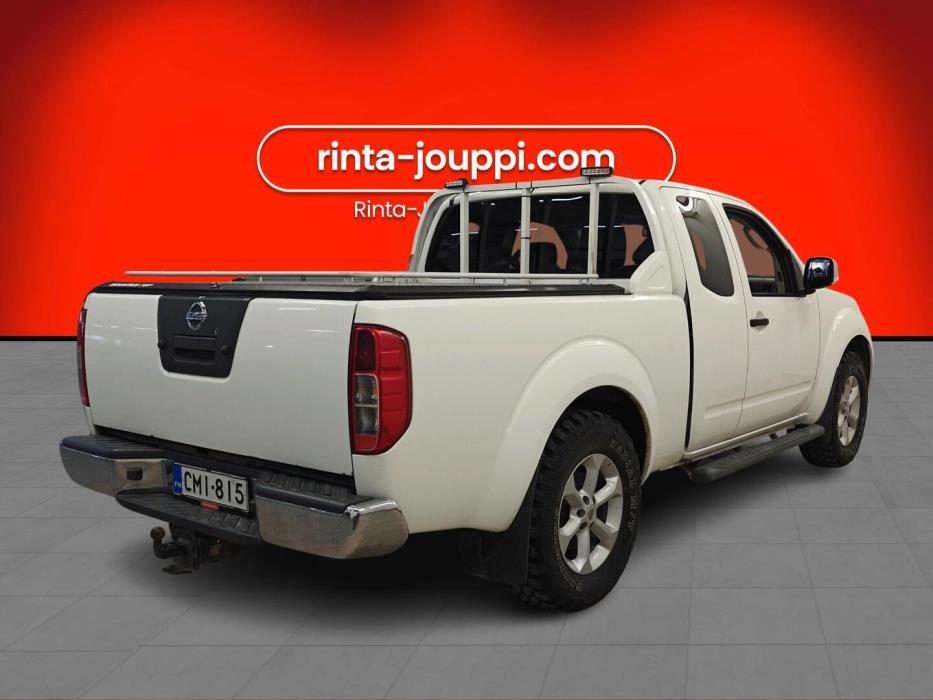 NISSAN Navara 2010