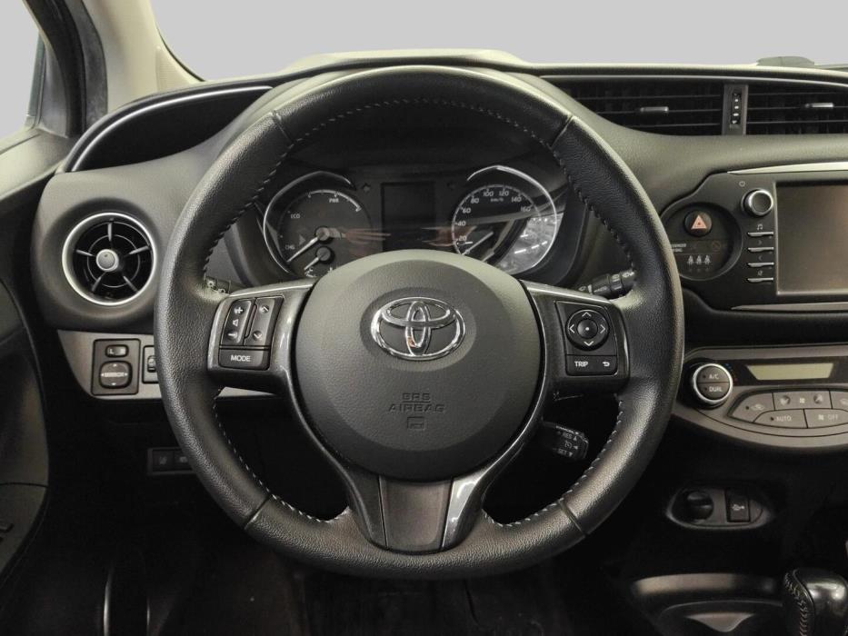 TOYOTA YARIS 2019