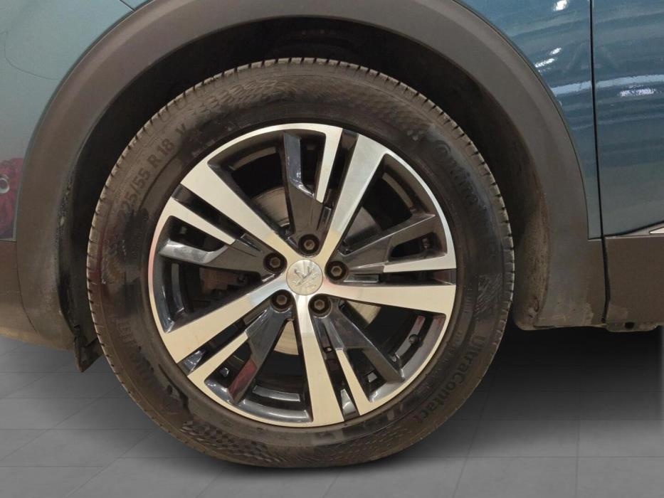 PEUGEOT 5008 2019