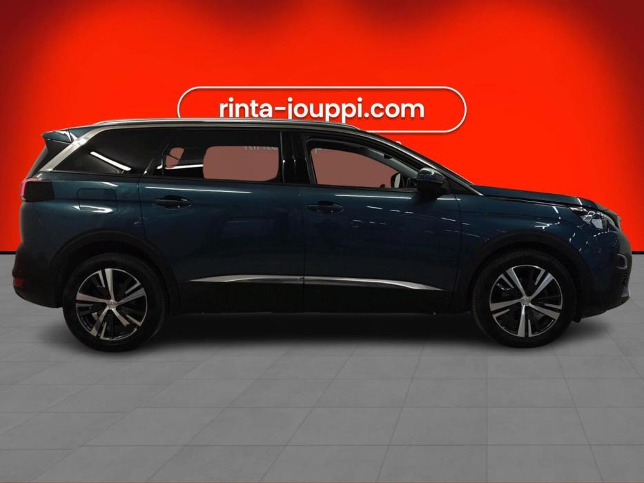 PEUGEOT 5008 2019